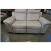 Image 2 : CINDY CRAWFORD HOME LEATHER ELECTRIC RECLINING LOVESEAT