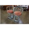 Image 3 : 2 rustic bent bamboo bar stools
