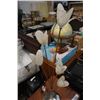 Image 3 : MODERN TULIP LAMP