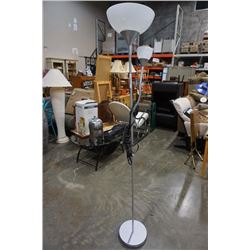 FLOOR LAMP WITH FLEXIBLE NECK LAMP