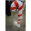 Image 2 : 3 nutcracker and 40" tall candy cane christmas lawn ornaments
