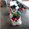 Image 1 : Frosty the snowman 32" illuminated lawn ornament