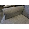 Image 4 : GREY UPHOLSTERED LAZBOY RECLINER