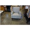 Image 8 : GREY UPHOLSTERED LAZBOY RECLINER