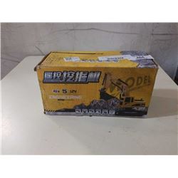 NEW 1:24 SCALE 6 CHANNEL EXCAVATOR