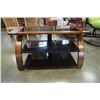 Image 2 : MODERN GLASS SHELF TV STAND