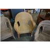 Image 3 : 3 WICKER CHAIRS