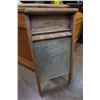 Image 3 : ANTIQUE GLASS WASHBOARD AND 4 TOBACCO TINS