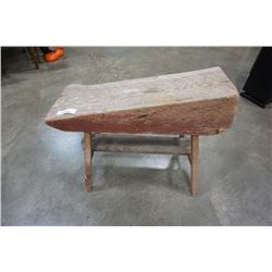 WOOD HORSE SHOEING BENCH