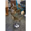 Image 4 : MODERN TABLE TOP GLOBE DECOR
