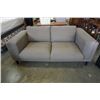 Image 1 : MODERN UPHOLSTERED SOFA