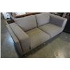Image 4 : MODERN UPHOLSTERED SOFA