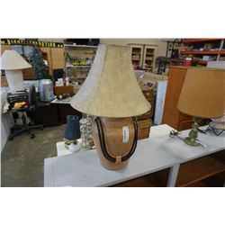 CERAMIC TABLE LAMP WITH ROPE ACCENTS