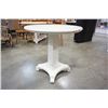 Image 5 : WHITE PEDESTAL SIDE TABLE