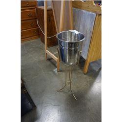 METAL ICE BUCKET ON STAND