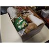 Image 3 : CRAFT SUPPLIES AND XMAS DECOR