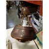 Image 3 : COPPER AND GLASS ELECTRIC LAMP AND OSTERIZER BLENDER