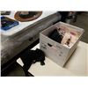 Image 1 : BOX OF NYLONS AND BRAS
