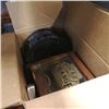 Image 1 : Pocket change machine,travel alarm clock and plant stands
