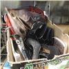 Image 1 : BOX OF LADIES SHOES AND PURSES - SIZE 7 AND 8