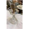 Image 11 : 2 - 19" glass oil lamps