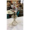 Image 7 : 2 - 19" glass oil lamps
