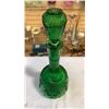 Image 6 : Green decanter and 4 glasses