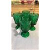 Image 7 : Green decanter and 4 glasses