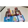 Image 2 : 2 GLOW BUDDIES AND 3 COLOR CHANGING CLOCKS
