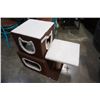 Image 1 : 2 TIER CAT HOUSE WITH PLAY TOY