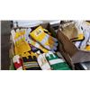 Image 2 : 2 Boxes of work gloves