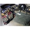 Image 2 : NEW SATIVA HAND BAG WITH KEYCHAIN, DRAWSTRING BAG AND HATS