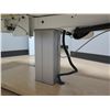 Image 8 : Electric Massage Table