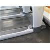 Image 8 : Life Fitness 95T Inspire Treadmill