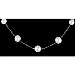 14KW Gold Feminine Pearl Necklace