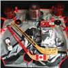 Image 1 : HOCKEY FAN COLLECTIBLES LOT