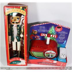 XMAS ITEMS WOODEN NUTCRACKER