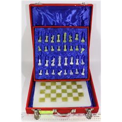 OBSIDIAN CHESS SET NEW IN BOX