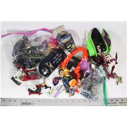 ACTION FIGURE AND VEHICLES MIXED TOY LOT