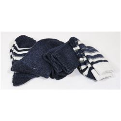 4 PAIRS OF TRUE NORTH THERMAL SOCKS
