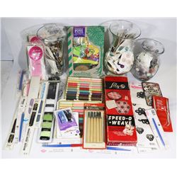 X-LARGE LOT OF VINTAGE BUTTONS