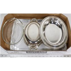 SILVERPLATE SERVING TRAY C/W OVENWARE INSERT