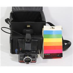 VINTAGE POLAROID CAMERA & CASE