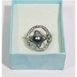 NEW WOMAN'S DESIGNER RING W/GREY CULTURED PEARL