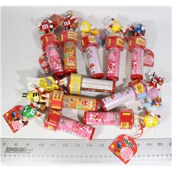 M & M'S 10 X FIGURES ON CANDY STAMPERS IN BOX