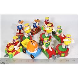 M & M'S 10 X CIRCUS TRAIN AND MORE FIGURES