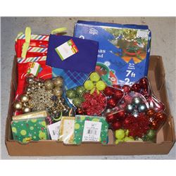 FLAT OF ASSORTED CHRISTMAS