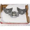 Image 1 : FLAT WITH 3 WINGED BELT BUCKLES