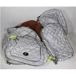 BUNDLE OF FASHION PURSES