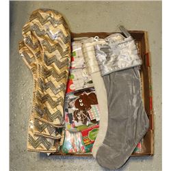 LARGE FLAT OF ASSORTED CHRISTMAS